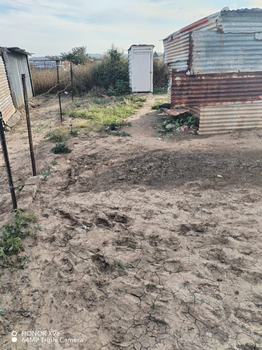 Commercial Property for Sale in Molifi Tau Kloof Free State